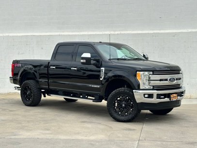Used 2017 Ford F250 Lariat w/ Lariat Ultimate Package