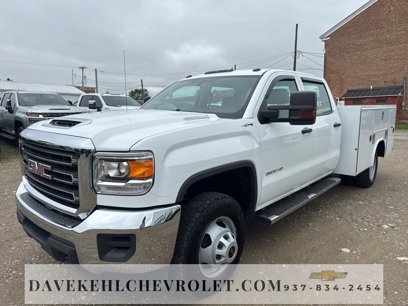 Used 2019 GMC Sierra 3500 4x4 Crew Cab w/ Sierra Convenience Package