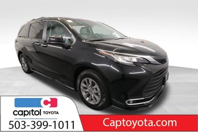 Certified 2023 Toyota Sienna XLE