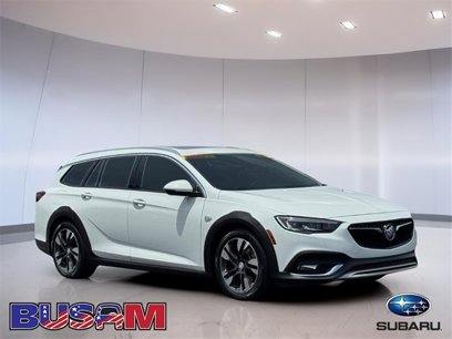Used 2018 Buick Regal Essence w/ Driver Confidence Package #1