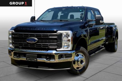 New 2025 Ford F350 XL w/ 360-Degree Camera Package