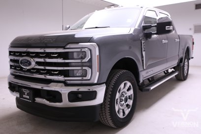 New 2025 Ford F250 Lariat w/ Chrome Package