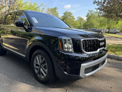 Used 2023 Kia Telluride LX
