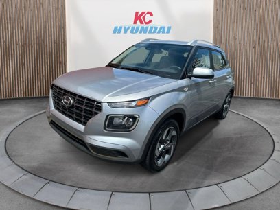 Used 2025 Hyundai Venue SEL