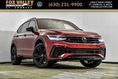 New 2024 Volkswagen Tiguan SE R-Line