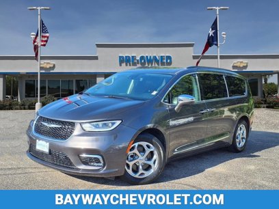 Used 2022 Chrysler Pacifica Limited