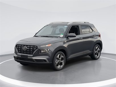 New 2025 Hyundai Venue SEL