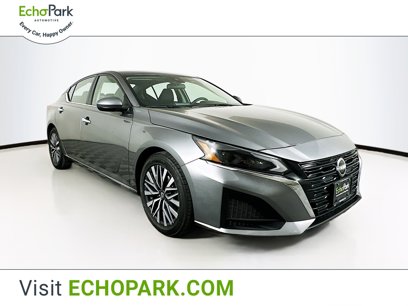 Used 2023 Nissan Altima 2.5 SV