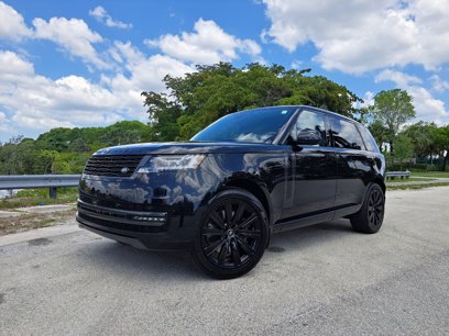 New 2025 Land Rover Range Rover Long Wheelbase SE