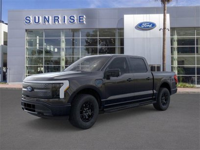New 2025 Ford F150 Lightning XLT w/ Max Trailer Tow Package