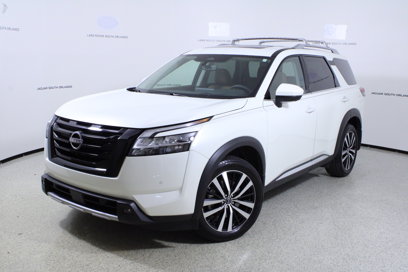 Used 2024 Nissan Pathfinder Platinum
