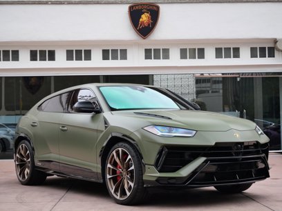Used 2024 Lamborghini Urus S