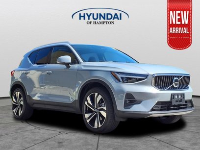 Used 2024 Volvo XC40 B5 Ultimate w/ Climate Package