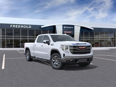 New 2025 GMC Sierra 1500 SLT w/ SLT Premium Package