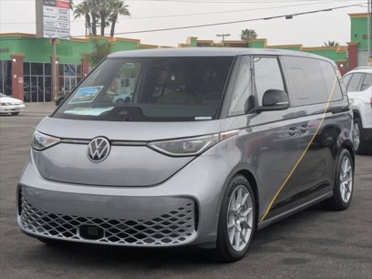 New 2025 Volkswagen ID. Buzz Pro S