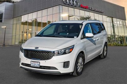 Used 2017 Kia Sedona LX w/ LX Essentials Premium Package