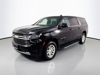 Used 2022 Chevrolet Suburban LT w/ Luxury Package