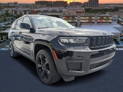 Used 2023 Jeep Grand Cherokee L Laredo
