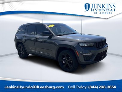 Used 2023 Jeep Grand Cherokee Limited w/ Black Appearance Package