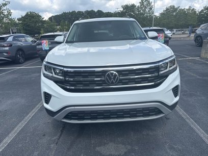Used 2023 Volkswagen Atlas SE w/ Panoramic Sunroof Package