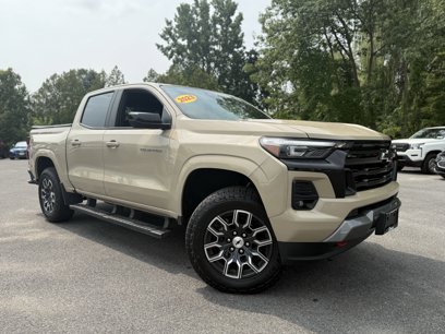 Used 2023 Chevrolet Colorado Z71 w/ Z71 Convenience Package 2