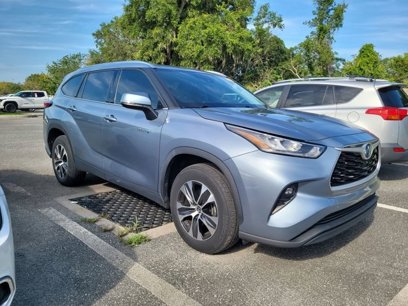 Used 2020 Toyota Highlander XLE
