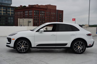 Certified 2022 Porsche Macan