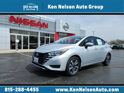 New 2025 Nissan Versa SV w/ Trunk Package