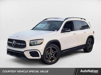 New 2025 Mercedes-Benz GLB 250