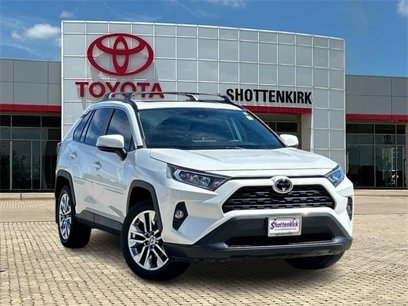 Used 2021 Toyota RAV4 XLE Premium w/ Carpet Mat Package (TMS)
