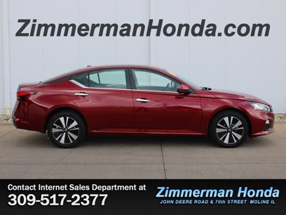 Used 2022 Nissan Altima 2.5 SV w/ SV Premium Package
