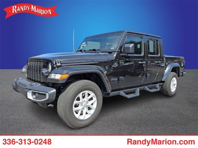 Used 2023 Jeep Gladiator Sport