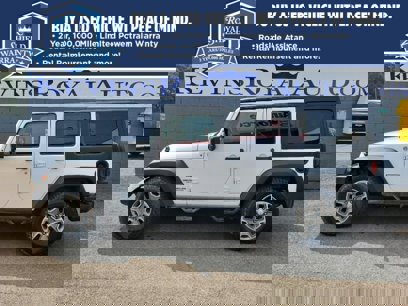 Used 2016 Jeep Wrangler Unlimited Sport w/ Connectivity Group