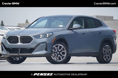 New 2025 BMW X2 xDrive28i w/ Premium Package