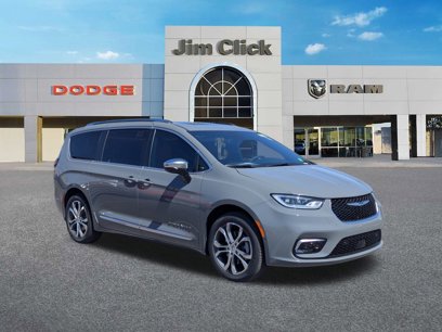 New 2025 Chrysler Pacifica Pinnacle