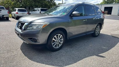 Used 2016 Nissan Pathfinder S