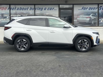 New 2025 Hyundai Tucson SEL