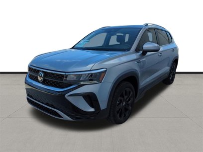 New 2024 Volkswagen Taos SE
