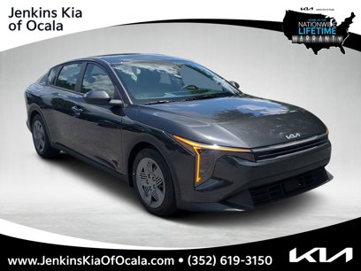 New 2025 Kia K4 LX