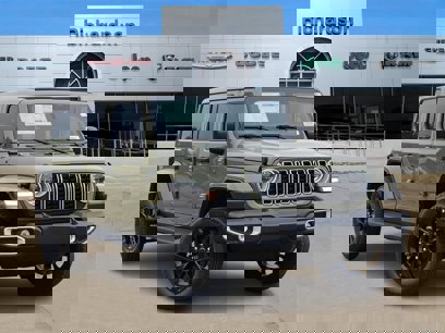 New 2025 Jeep Wrangler Unlimited Sahara w/ Safety Group
