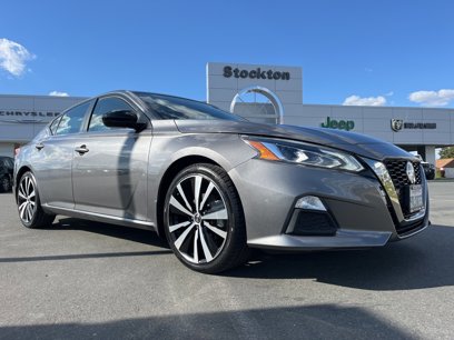 Used 2022 Nissan Altima 2.5 SR