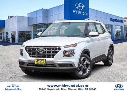 New 2025 Hyundai Venue SEL