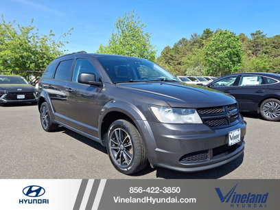 Used 2018 Dodge Journey SE w/ Connectivity Group