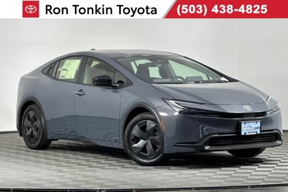 New 2025 Toyota Prius LE
