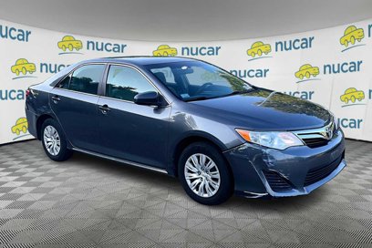 Used 2014 Toyota Camry LE