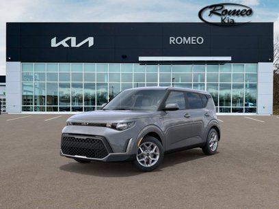 New 2025 Kia Soul LX