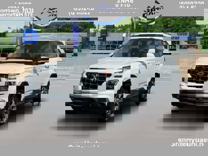 New 2025 Hyundai Venue SEL
