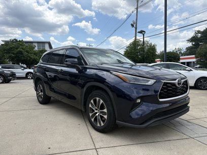 Used 2021 Toyota Highlander XLE