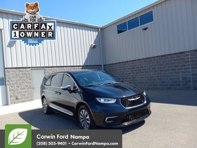 Used 2022 Chrysler Pacifica Limited