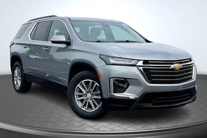 Used 2023 Chevrolet Traverse LT w/ LPO, Floor Liner Package